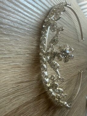 Beautiful Bridal Tiara Worn Once on my wedding day